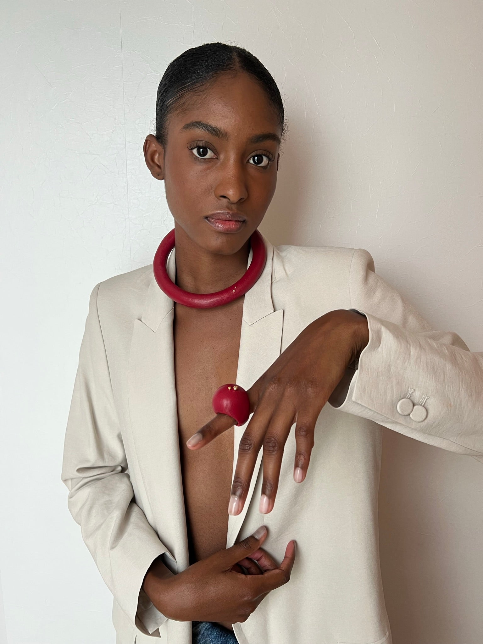 ANILLO GRETA. BURGUNDY