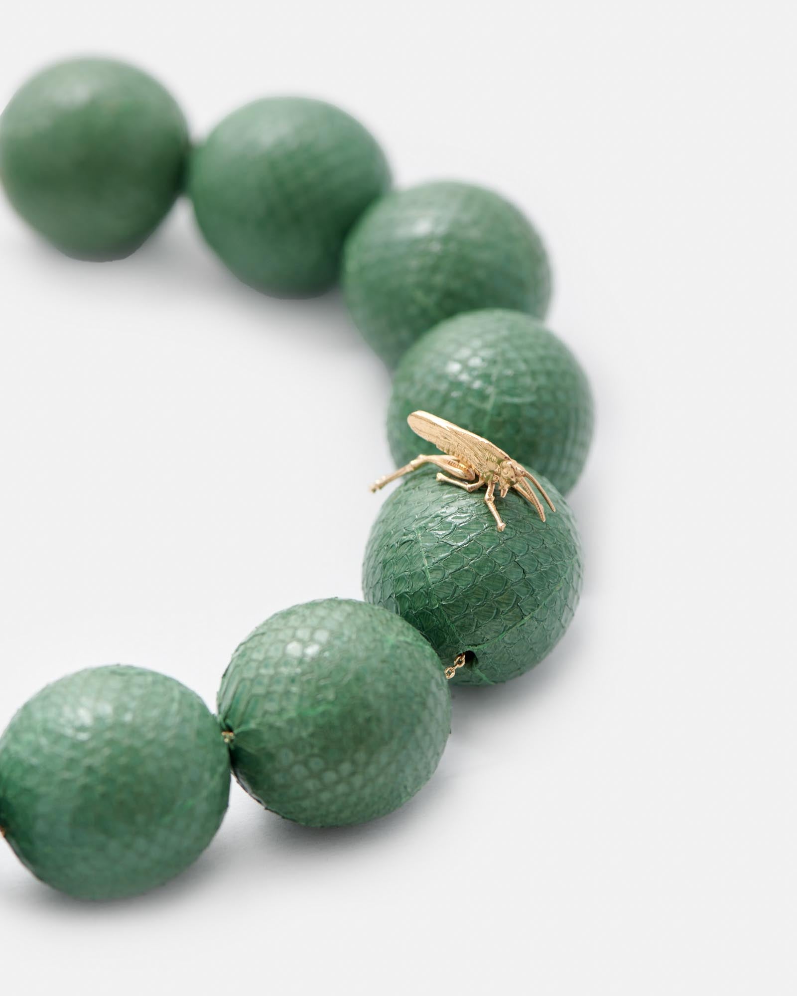 COLLAR GRACE. GREEN