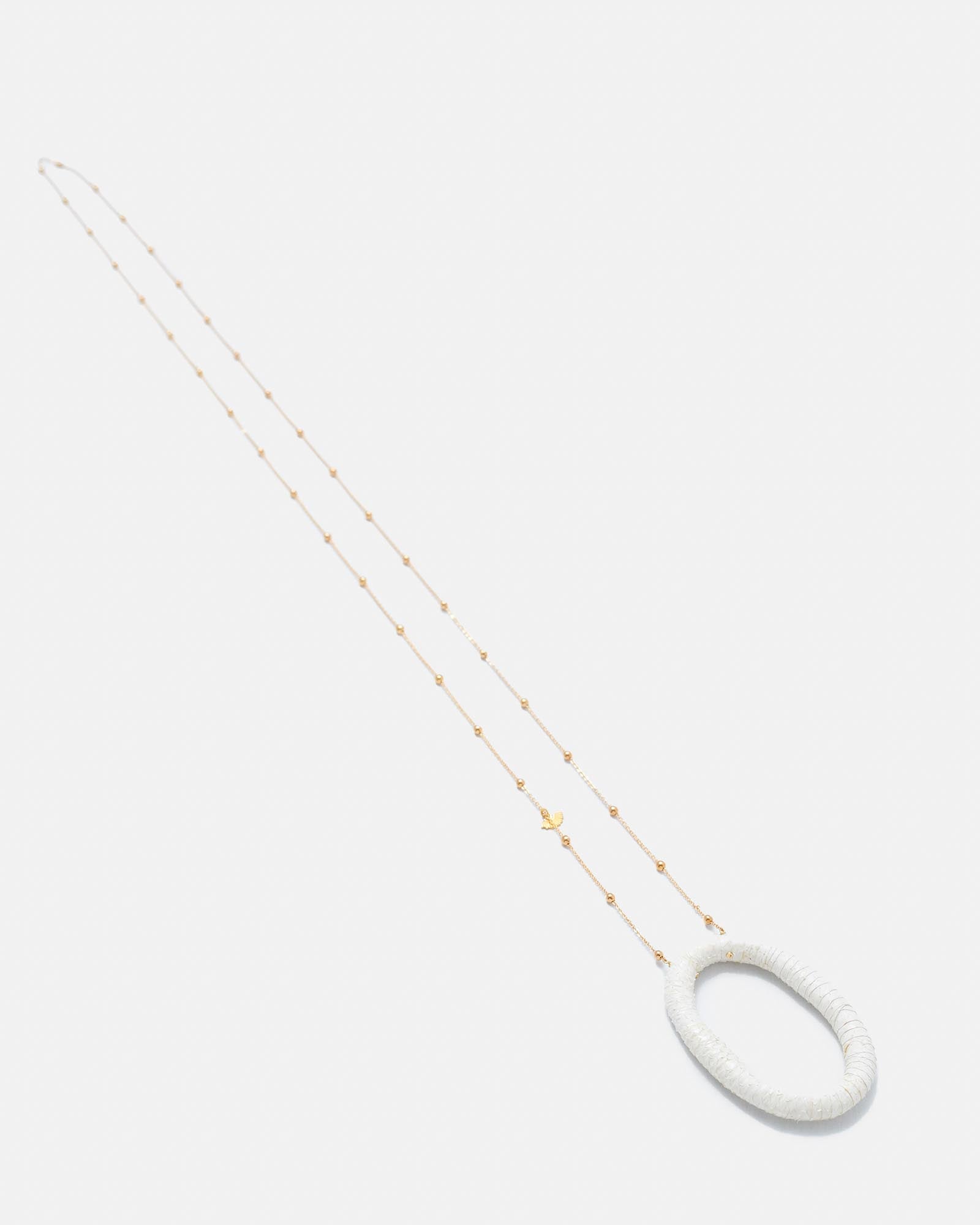 COLLAR SIENA PEAS. WHITE