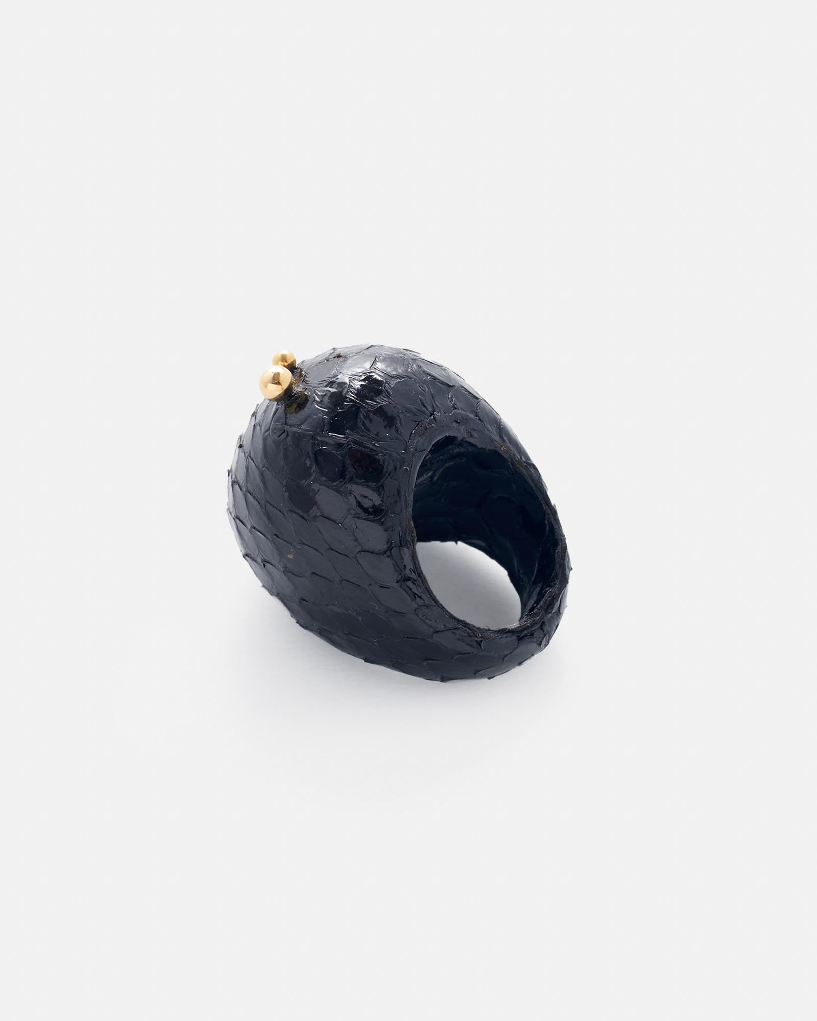 ANILLO GRETA. BLACK