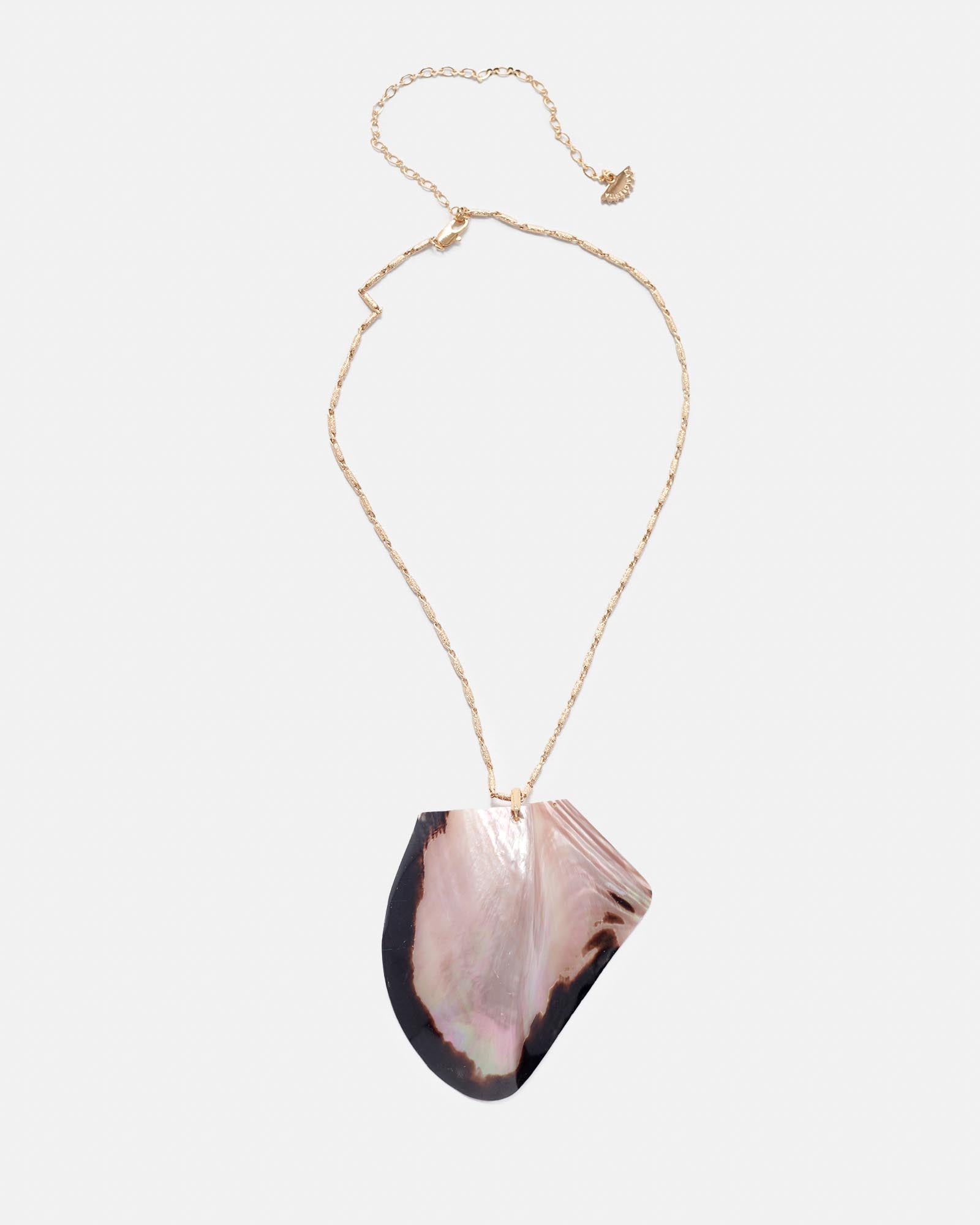 COLLAR MANILA DARK